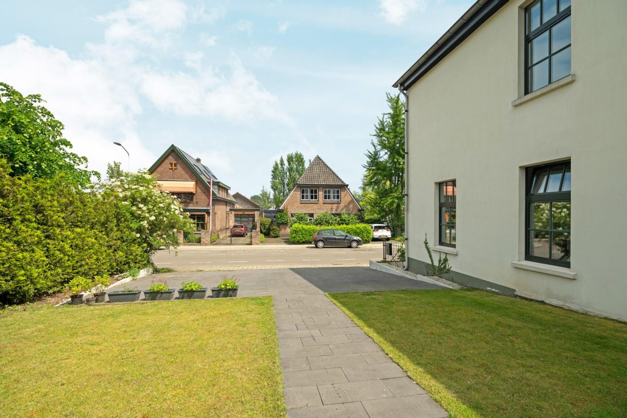 Te koop: Foto Woonhuis aan de Rijksstraatweg 140 in Beek