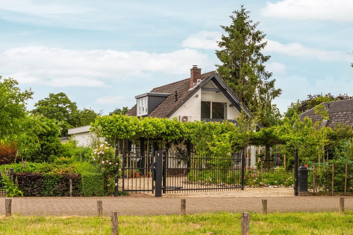 Te koop: Foto Woonhuis aan de Rijksweg 30 in Mook