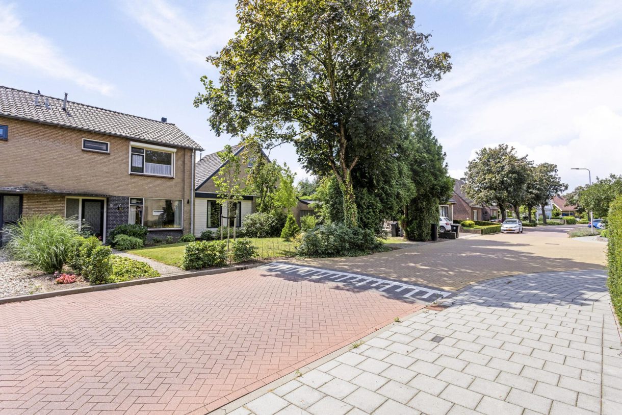 Te koop: Foto Woonhuis aan de Zandsedwarsstraat 8 in Huissen