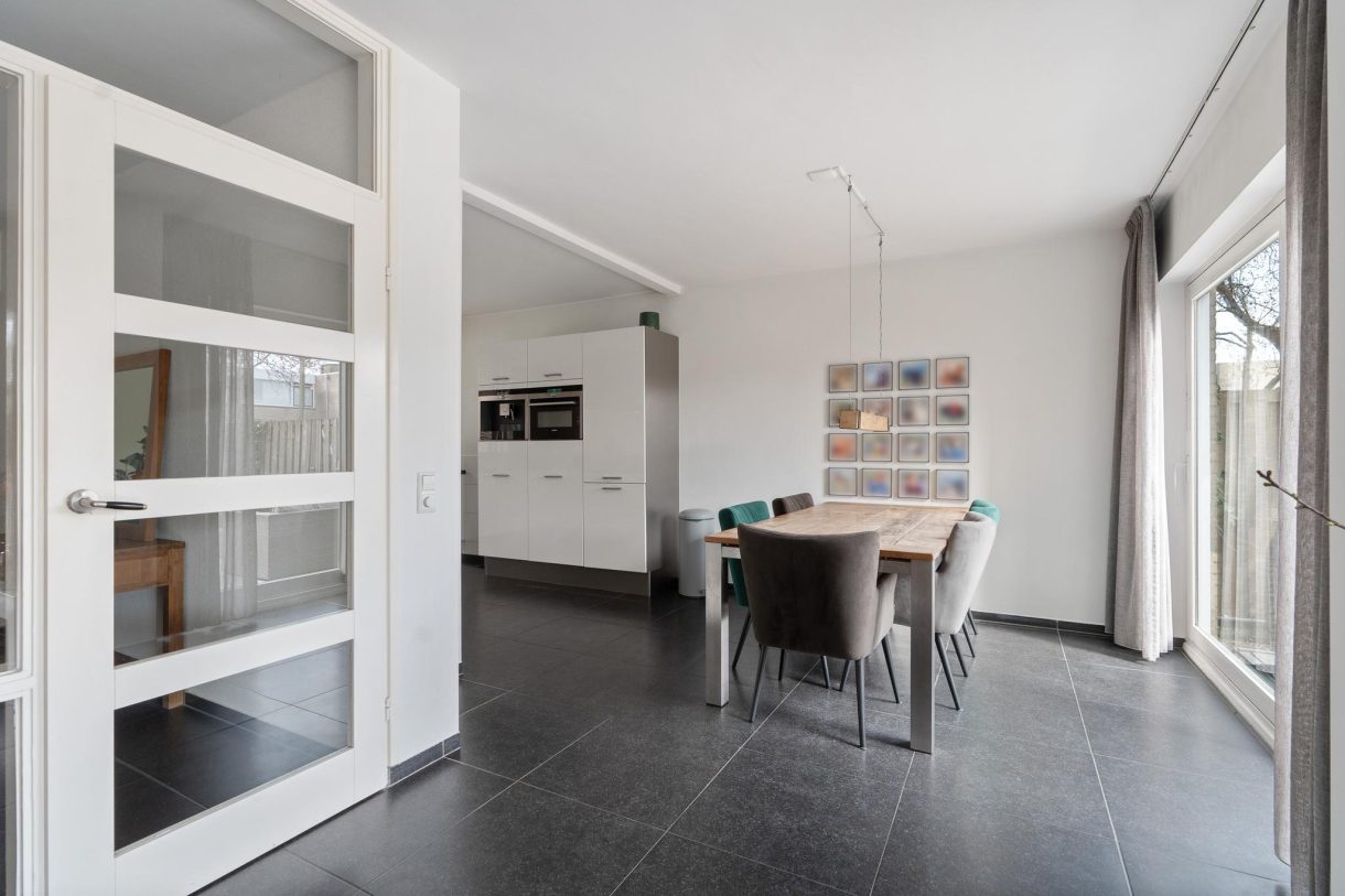 Te koop: Foto Woonhuis aan de Weezenhof 8040 in Nijmegen