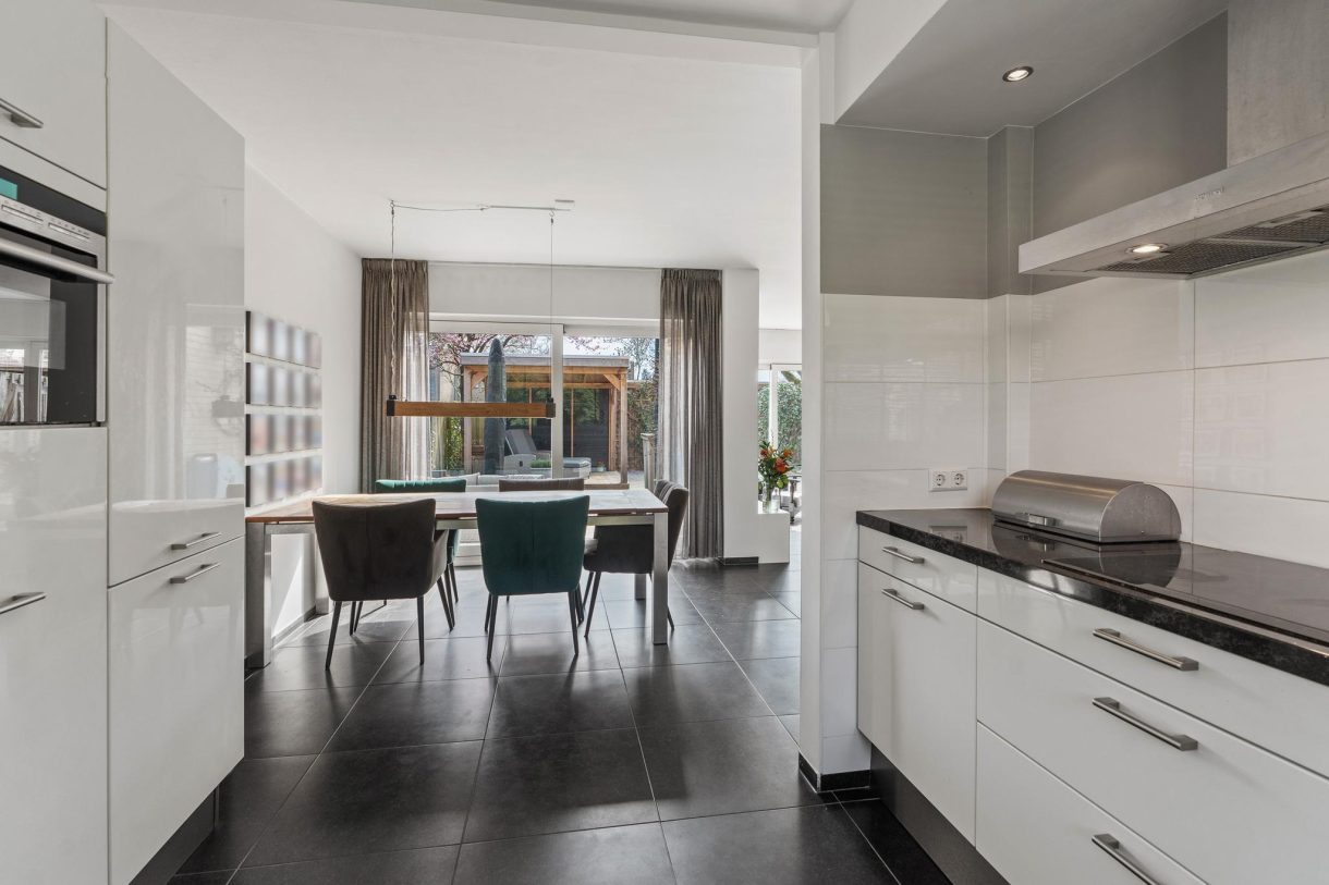 Te koop: Foto Woonhuis aan de Weezenhof 8040 in Nijmegen