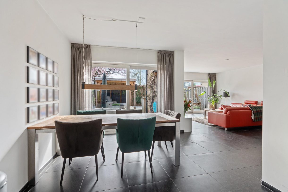 Te koop: Foto Woonhuis aan de Weezenhof 8040 in Nijmegen