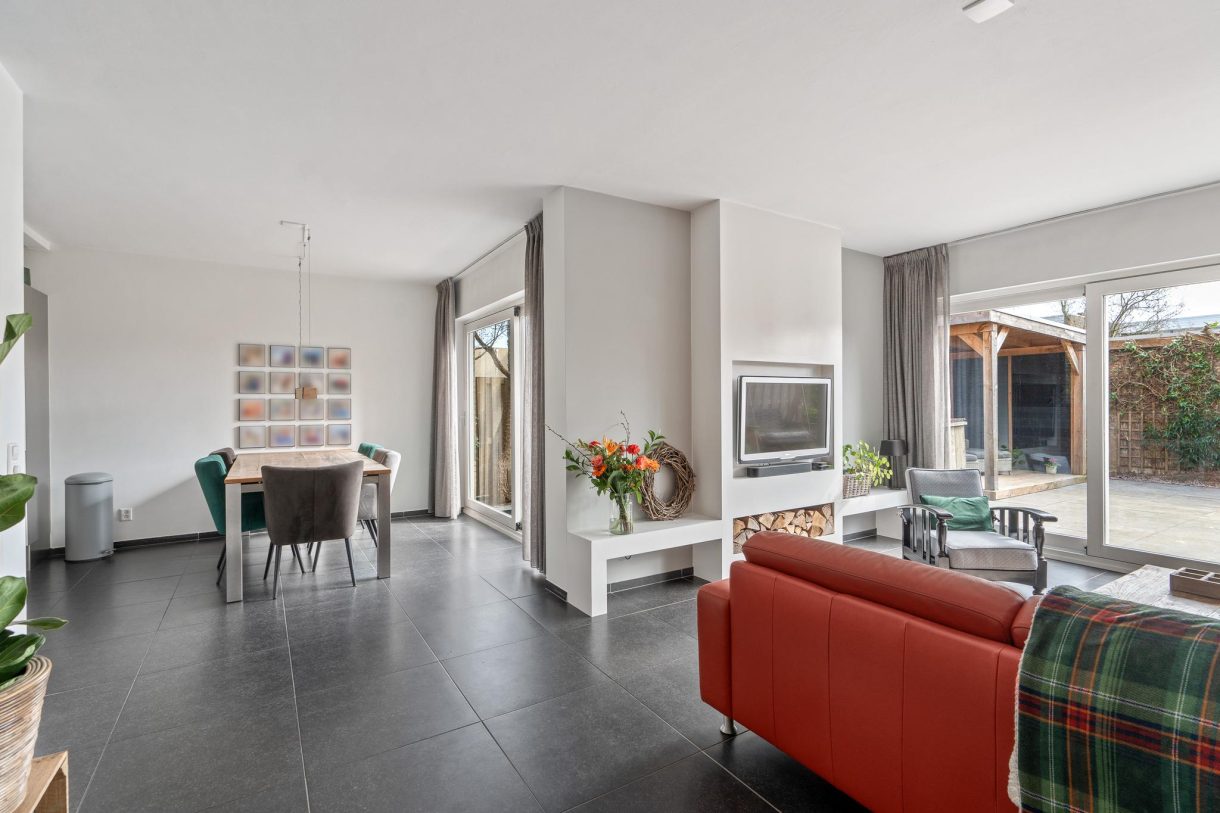 Te koop: Foto Woonhuis aan de Weezenhof 8040 in Nijmegen