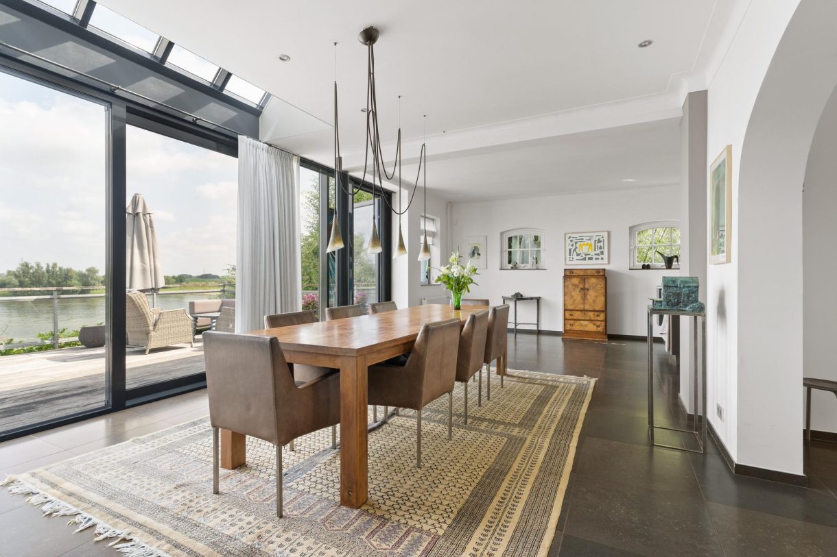 Te koop: Foto Woonhuis aan de Rijndijk 4 in Doornenburg