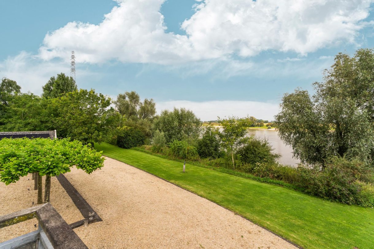 Te koop: Foto Woonhuis aan de Rijndijk 4 in Doornenburg