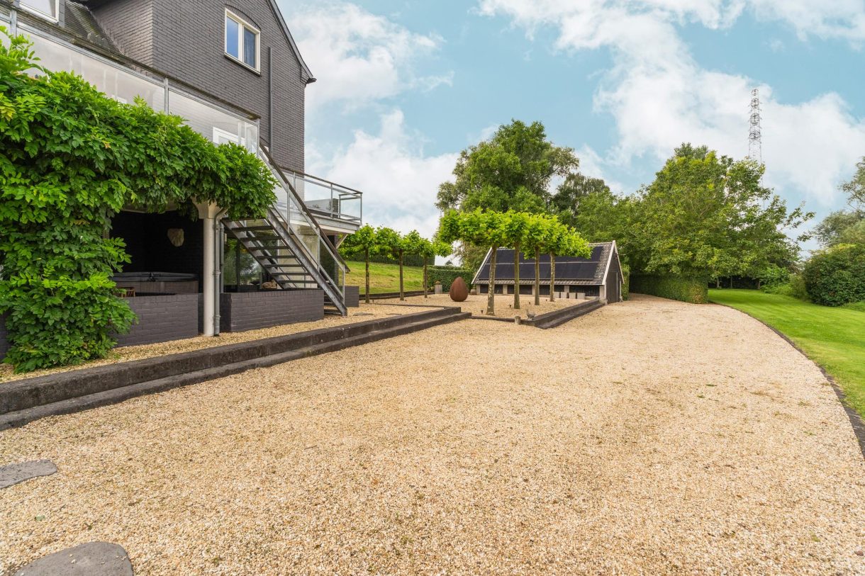 Te koop: Foto Woonhuis aan de Rijndijk 4 in Doornenburg