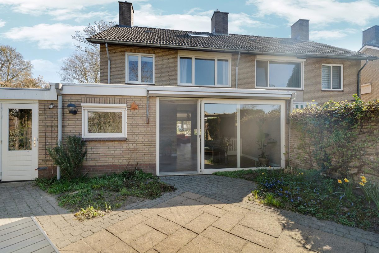 Te koop: Foto Woonhuis aan de Sportlaan 2 in Bemmel