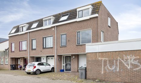 Te koop: Foto Woonhuis aan de Rijnstraat 21 in Huissen